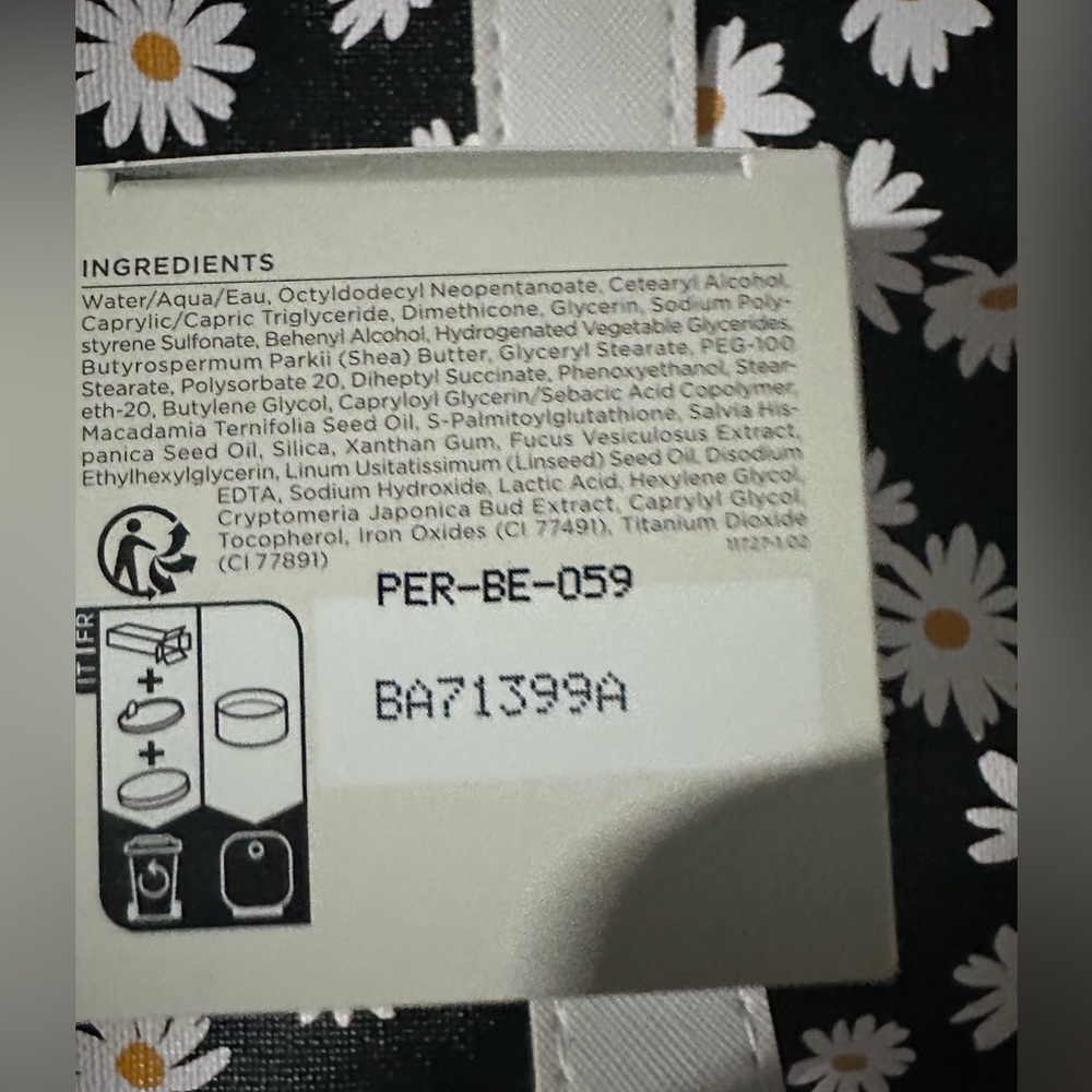Perricone MD smoothing and brightening undereye cream- NIB, full size 15 ml - Picture 3 of 3